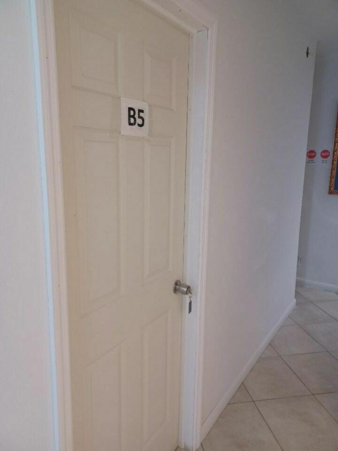 B5 Best Value On Private Bedroom With Private Bathroom In Little Havana, Miami Eksteriør bilde